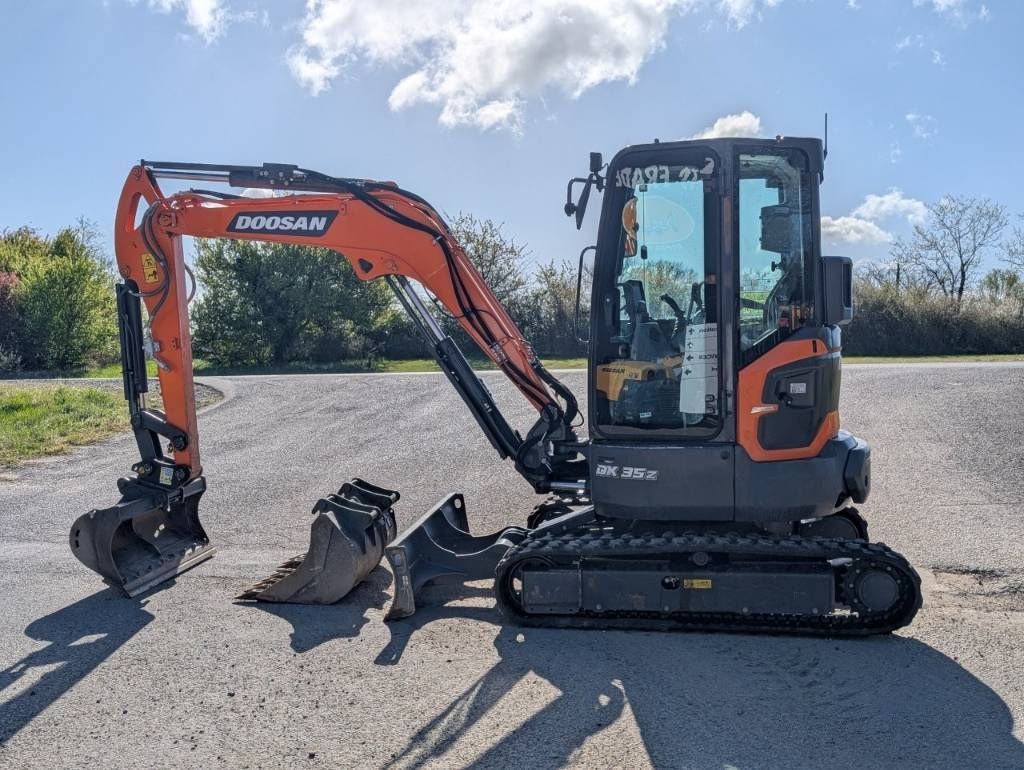 Doosan dx 35 z Mini excavadora  37.900 €