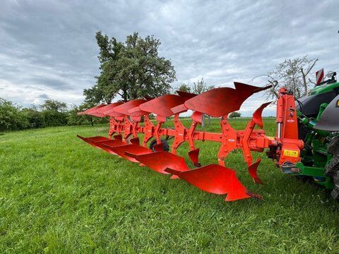 Kuhn multimaster 153 Pług 11 400 €
