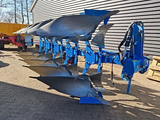 Lemken Juwel 7 M 5 Plough €12,500