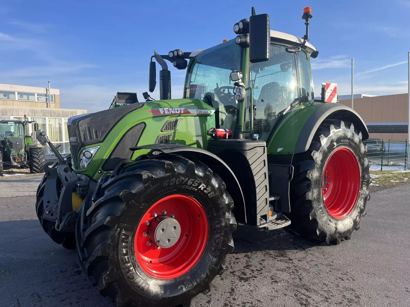 Fendt 724 Vario Profi Plus Traktor 165.400 €