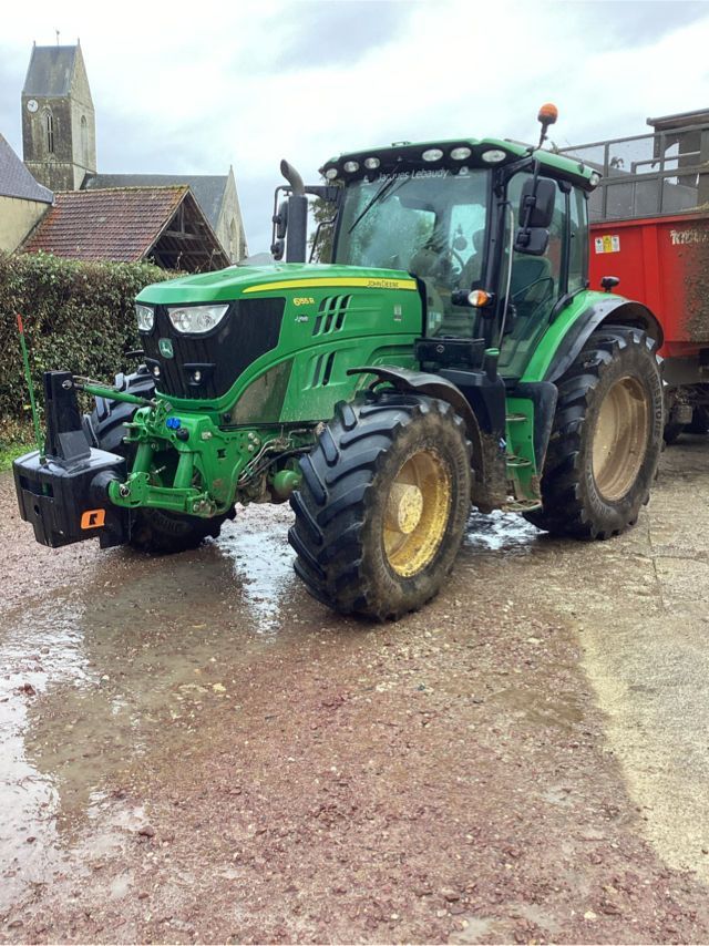 John Deere 6155 R Tractor €69,000
