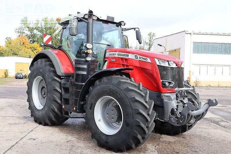 Massey Ferguson 8740 S Tractor 199.500 EUR