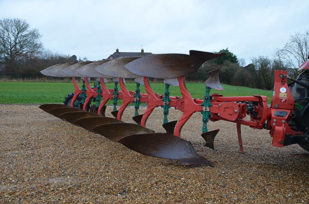 Kverneland 2500 B 85 plough €19,376