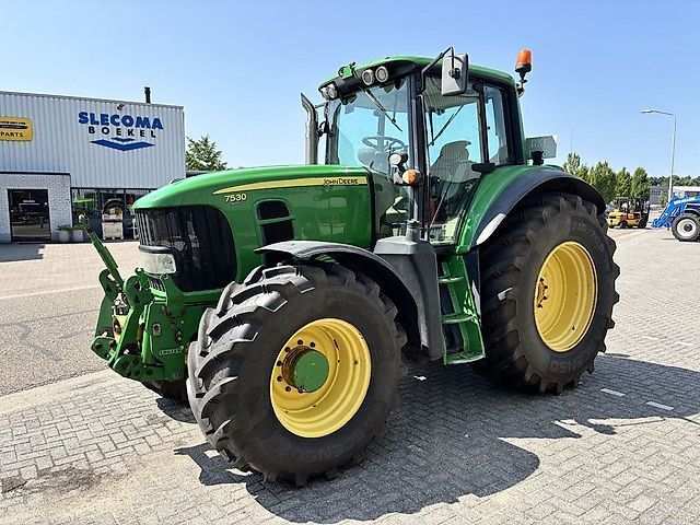 John Deere 7530 Premium Traktor 39 500 €