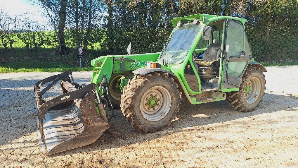 E-FARM: Merlo p 32.6 top - Manipulador telescópico - id F9EUMJF - 39.500 € - Año: 2013 - Horas: 5700,Francia