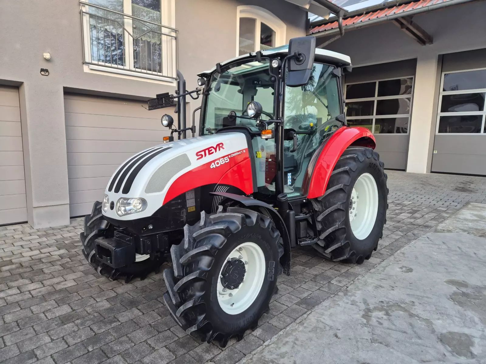Steyr Kompakt S 4065 Traktor 41 168 €