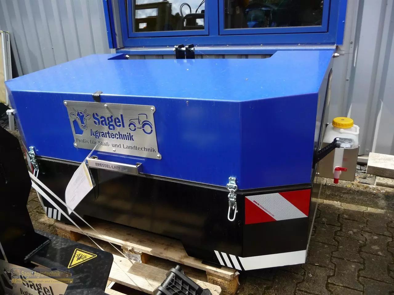 E-FARM: Bressel und Lade cargobox 2 - Piezas - id CLKGIG9 - Año: 2024 - Alemania