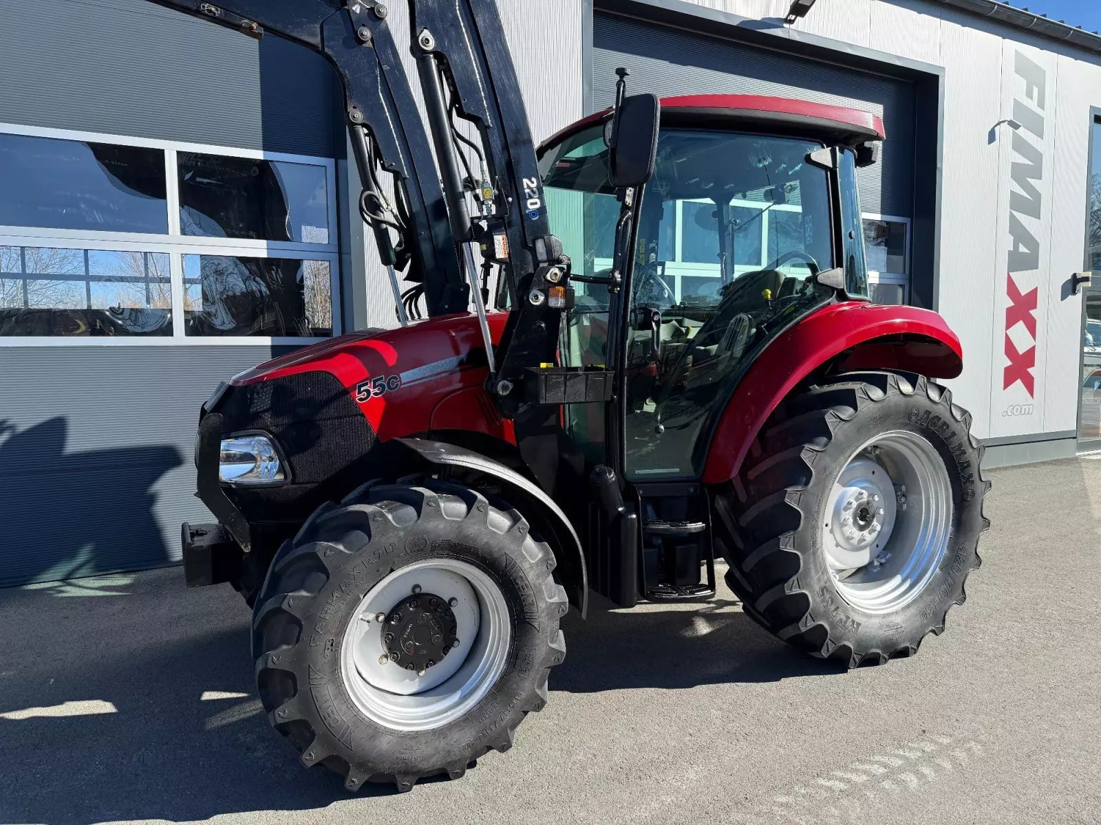 Case IH Farmall 55 C Traktor 31 990 €