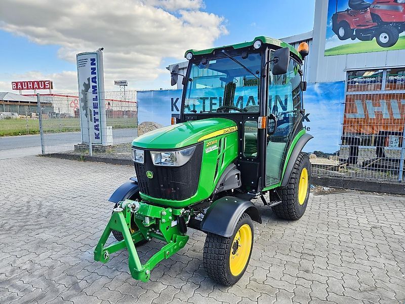 John Deere 2038 R Traktor 29.990 €