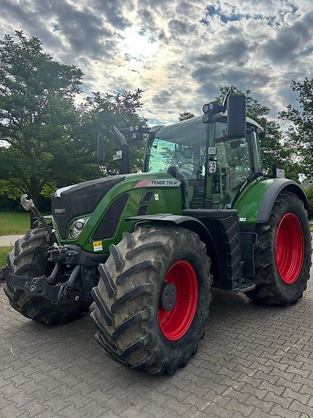 Fendt 718 Vario Profi Plus Tractor 115.000 EUR