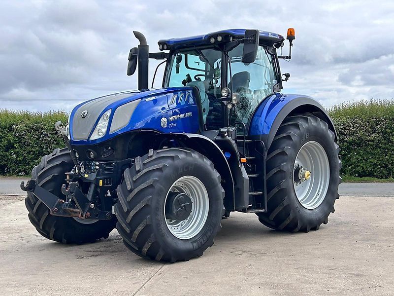 New Holland T7.315 Трактор 95 207 €