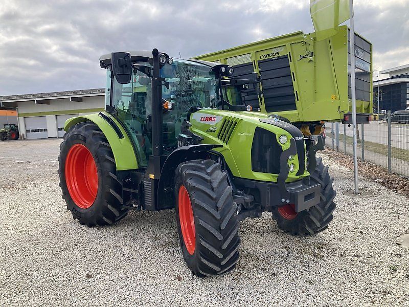 Claas Arion 420 Tractor