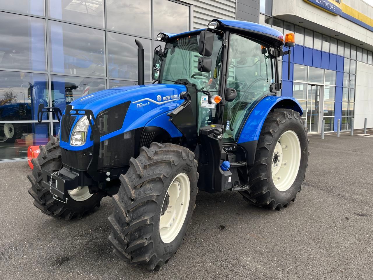 New Holland T5.100S Tractor 58.000 EUR