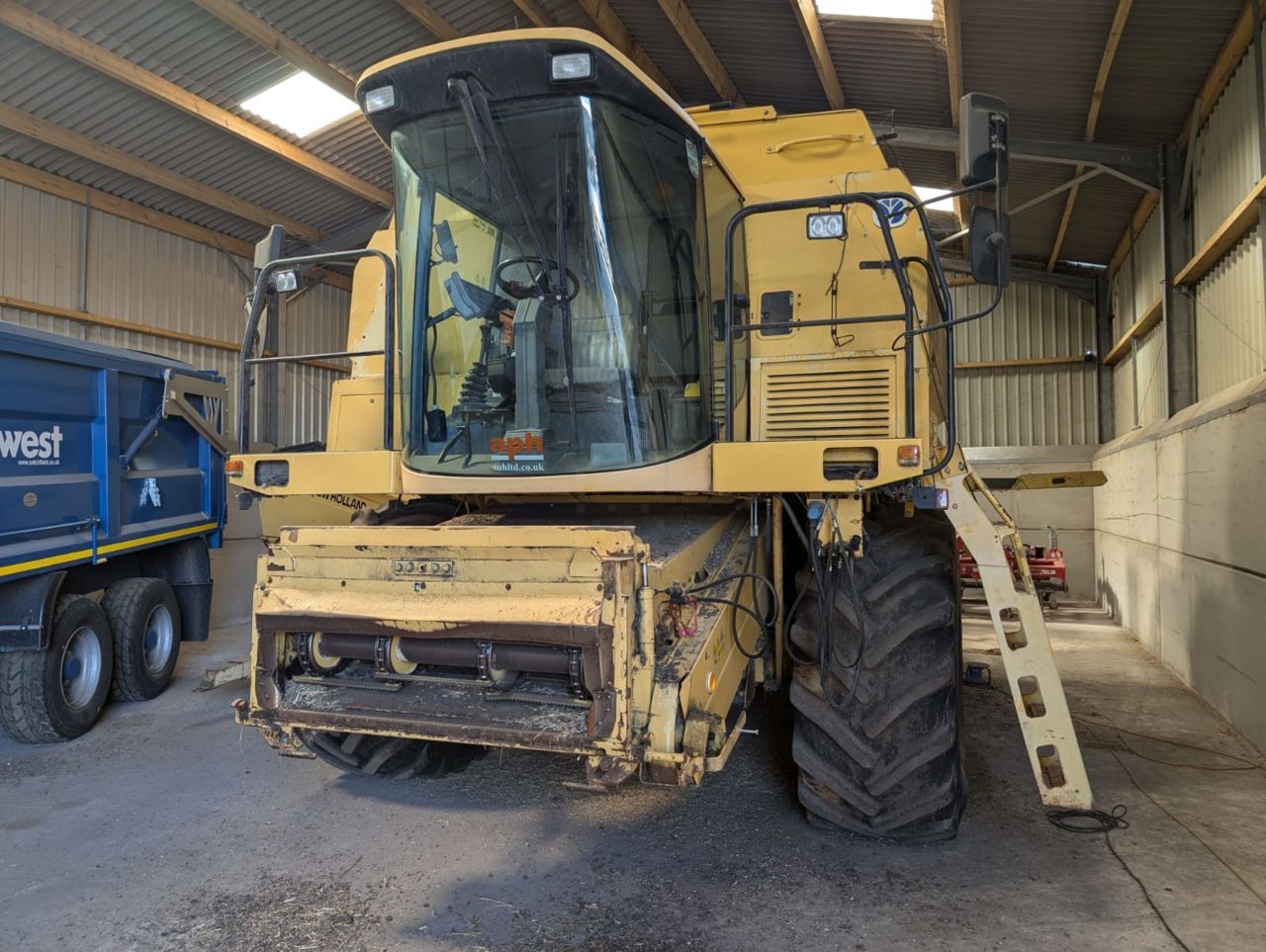 E-FARM: New Holland TF 78 E Plus - Cosechadora - id 6CPRYVH - 22.487 € - Año: 1996 - Horas: 4515,Reino Unido