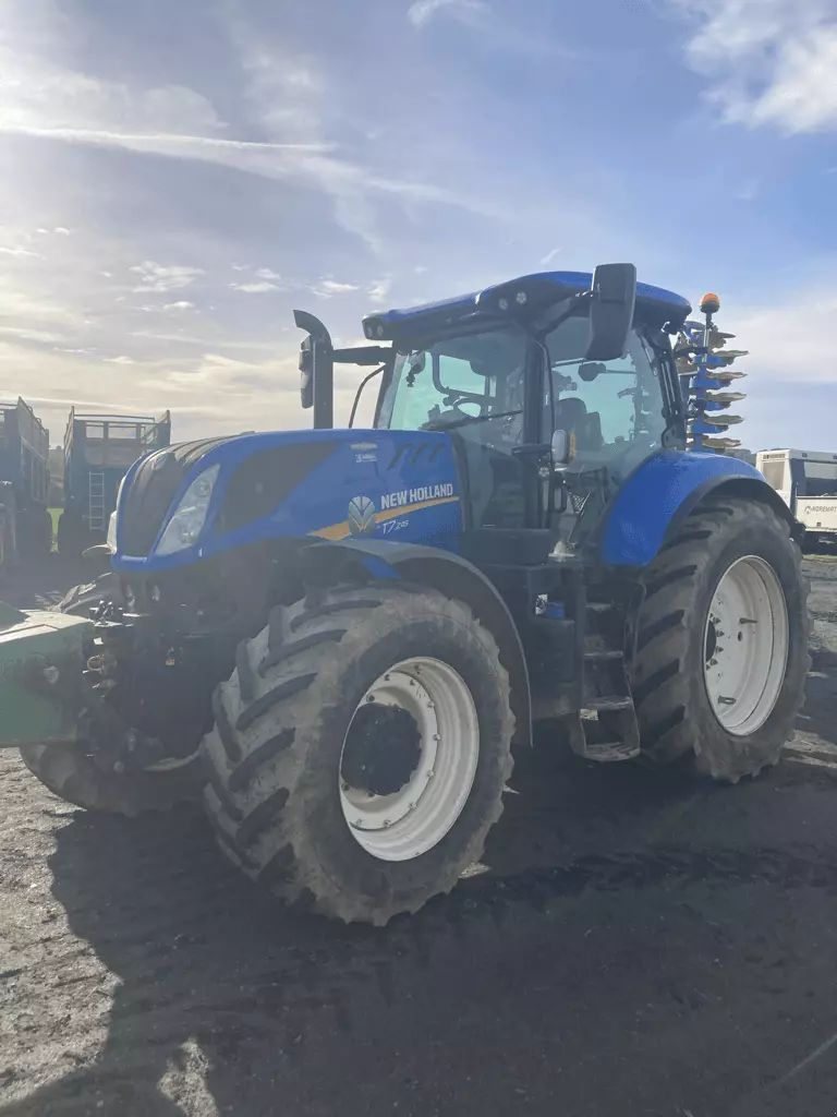 New Holland T7.245 AC Tractor €90,000