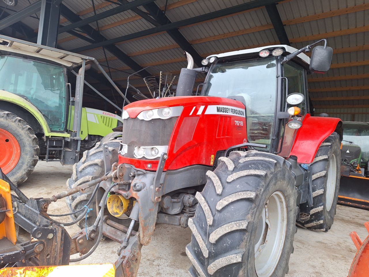 E-FARM: Massey Ferguson 7618 Dyna-VT - Tractor - id 3VANCZ7 - €68,000 - Year of construction: 2014 - Engine hours: 4,800,Engine power (HP): 180,France
