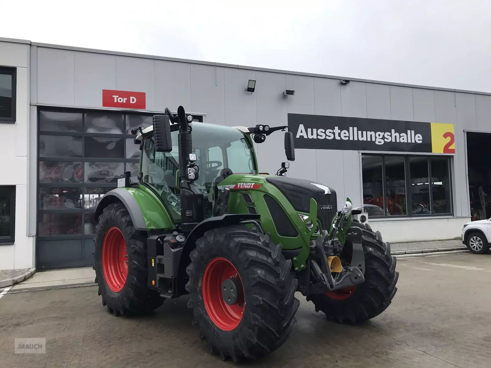 Fendt 724 Vario Trattore