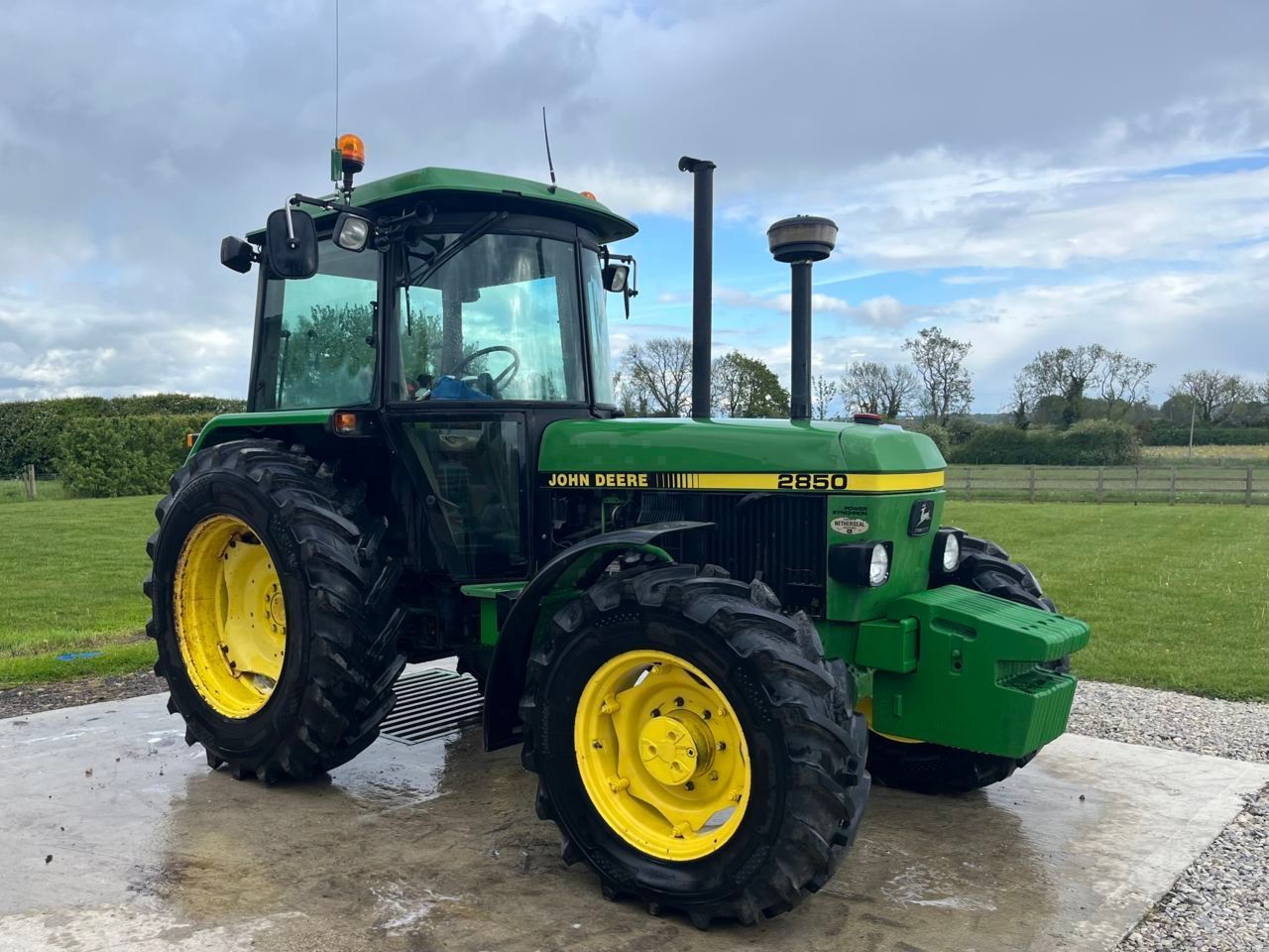 John Deere 2850 Traktor 18.531 €