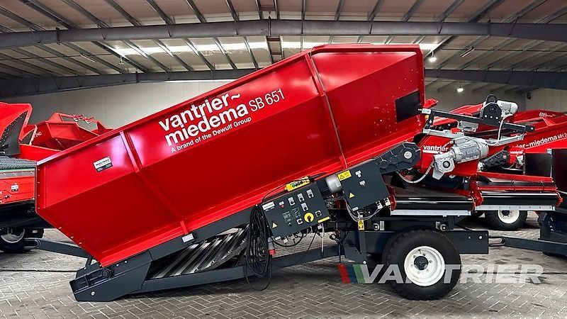 Miedema sb651 receiving hopper Technika na brambory 47 528 €