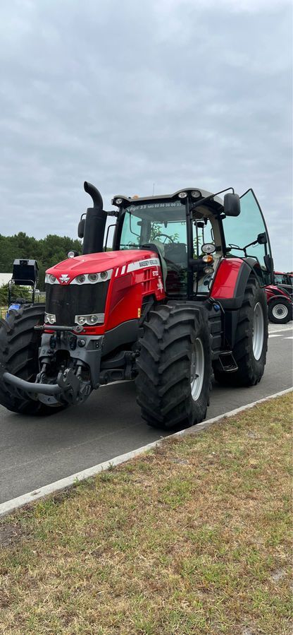 E-FARM: Massey Ferguson 8730 - Traktor - id HGLBKXB - 82.500 € - Baujahr: 2015 - Abgelesene Motorstunden: 5.900,Motorleistung (PS): 300,Frankreich