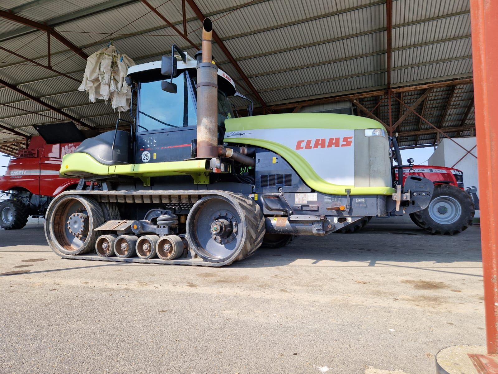 E-FARM: Claas Challenger 75E - Traktor - id YYZEU83 - 39.500 € - Baujahr: 2002 - Abgelesene Motorstunden: 10.600,Motorleistung (PS): 340,Ungarn