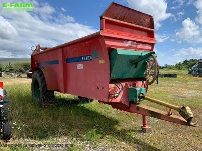 E-FARM: Jeantil evr 13-10 - Manure and compost spreader - id QQ8Z9KW - €9,000 - Year of construction: 2002 - France