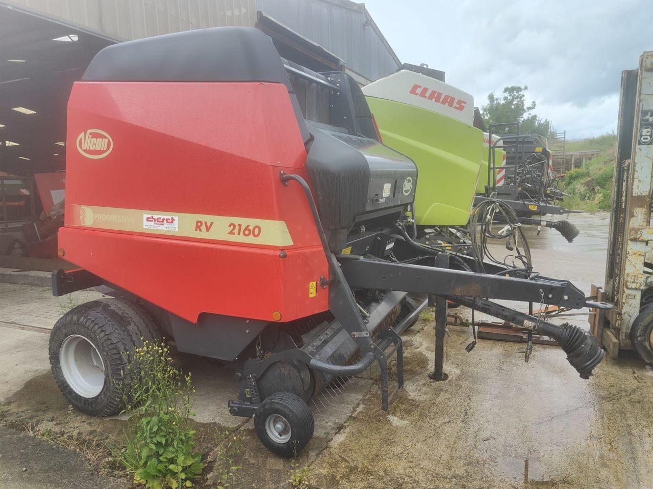 E-FARM: Vicon RV 2160 - Baler - id KXTZUSE - Year of construction: 2008 - Total number of bales produced: 19,600,France