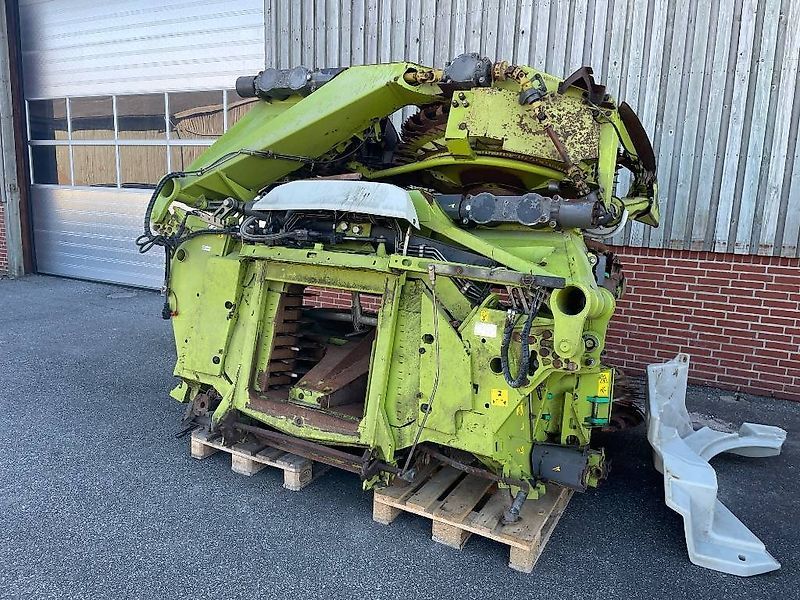 Claas Orbis 750 Vágóasztal 19 940 EUR
