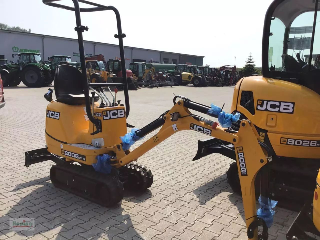 JCB 8008 CTS Mini excavator €13,700