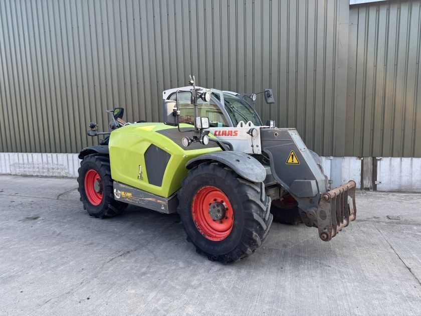 E-FARM: Claas scorpion 7035 variopower telehandler - Teleskoplæsser - id YMDZDLT - 27.601 € - Produktionsår: 2017 - Motortimer: 7.169,Storbritanien