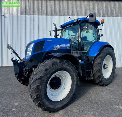 E-FARM: New Holland T7.210 - Traktor - id E6X92SW - 55.000 € - Baujahr: 2013 - Abgelesene Motorstunden: 5.140,Motorleistung (PS): 210,Frankreich