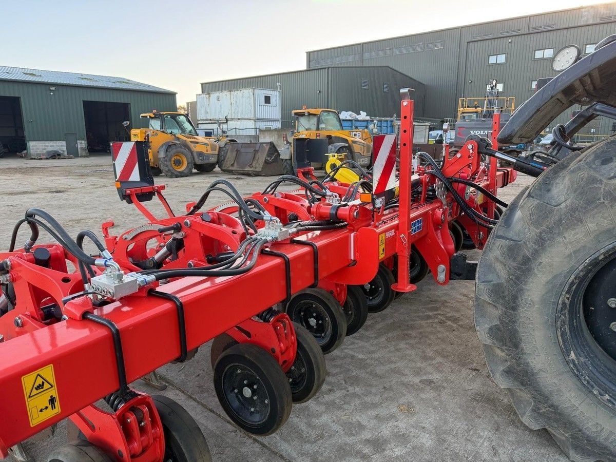 Kuhn Striger 600R Pług 30 622 €