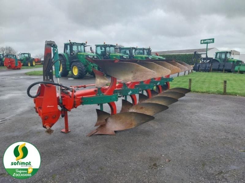 E-FARM: Kverneland f - Plug - id ASCINLI - 8.500 EUR - Anul: 2000 - Franța