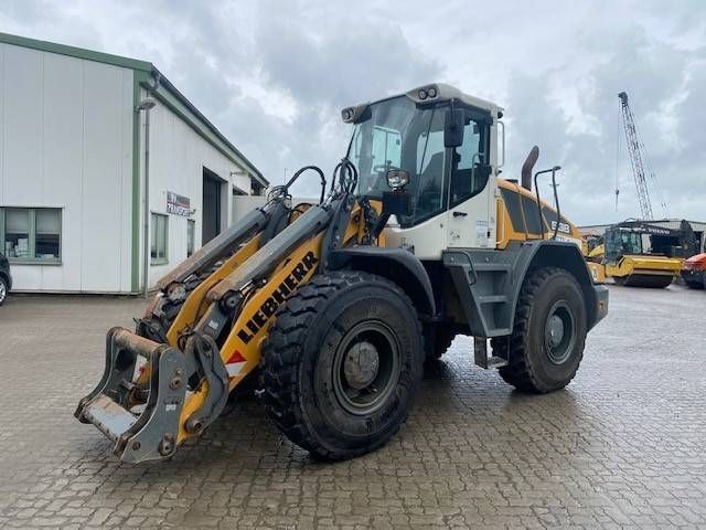 Liebherr l 538 miete / rental (12005265) Wheel loader €68,000