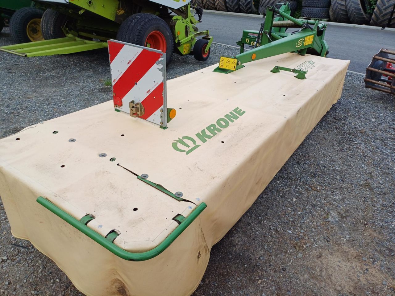 Krone EasyCut R 360 Mower €6,800
