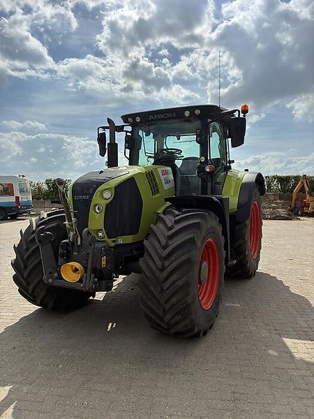 Claas Arion 660 Трактор 74 000 €