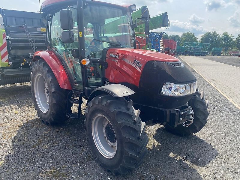 E-FARM: Case IH Farmall 75 - Traktor - id IIYLN5R - 33.900 € - Baujahr: 2023 - Abgelesene Motorstunden: 2,Motorleistung (PS): 75,Deutschland