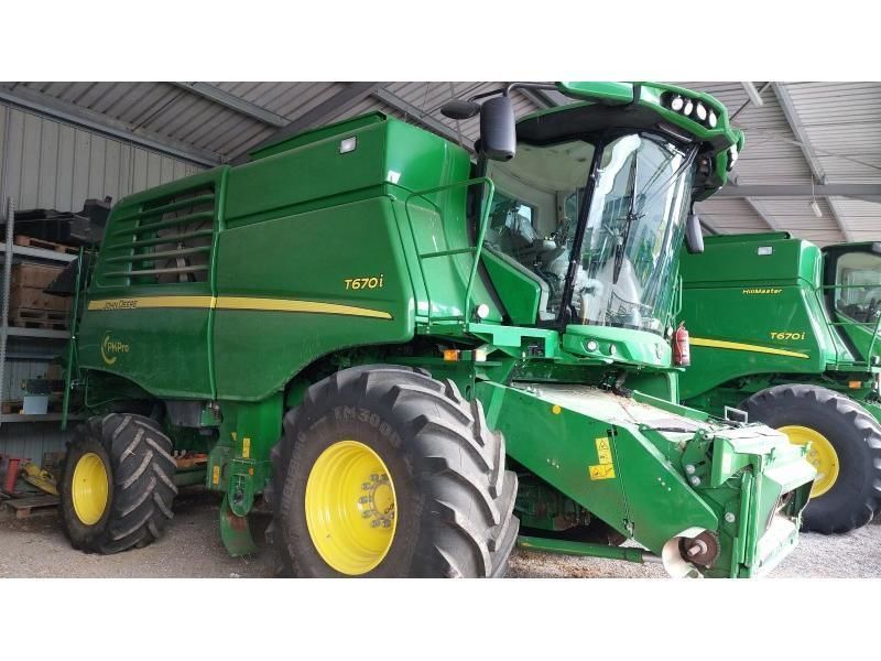 E-FARM: John Deere T670 - Combine harvester - id 7T2JMZ2 - €325,000 - Year of construction: 2023 - Engine hours: 162,France