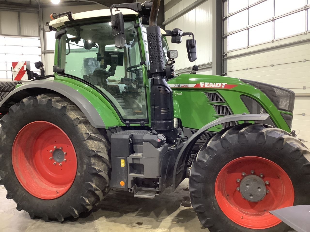 Fendt 716 Vario Power+ Tractor 130.000 EUR