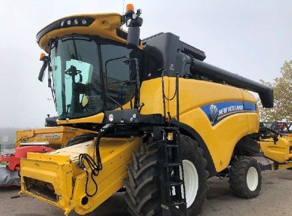 E-FARM: New Holland cx 6.90 - Combine harvester - id IMSU46Y - Year of construction: 2023 - Engine hours: 350,France