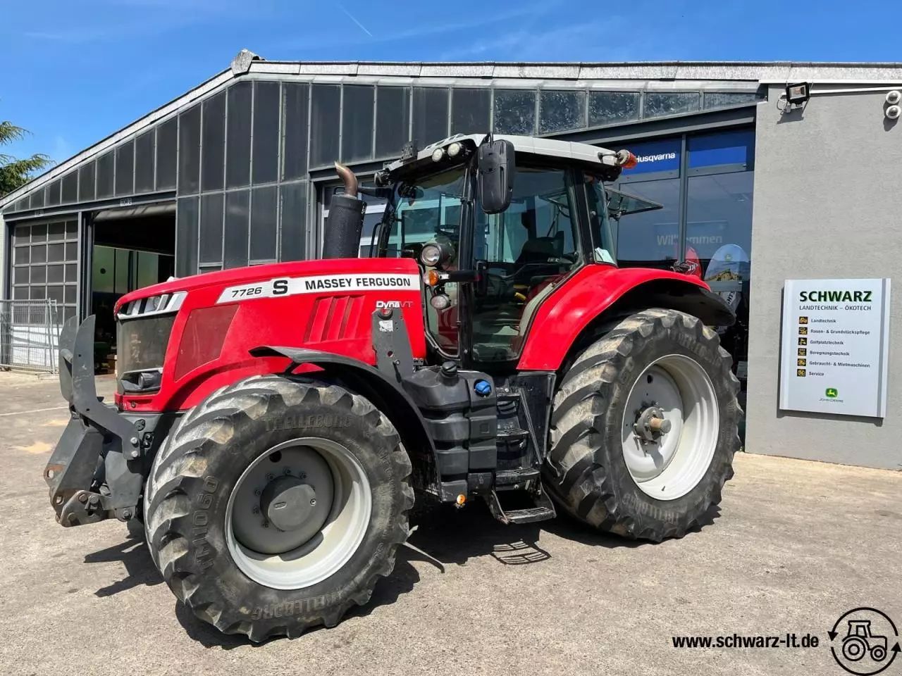 E-FARM: Massey Ferguson 7726S - Traktor - id DFXNLKP - 86.500 € - Baujahr: 2019 - Abgelesene Motorstunden: 6.695,Motorleistung (PS): 260,Deutschland
