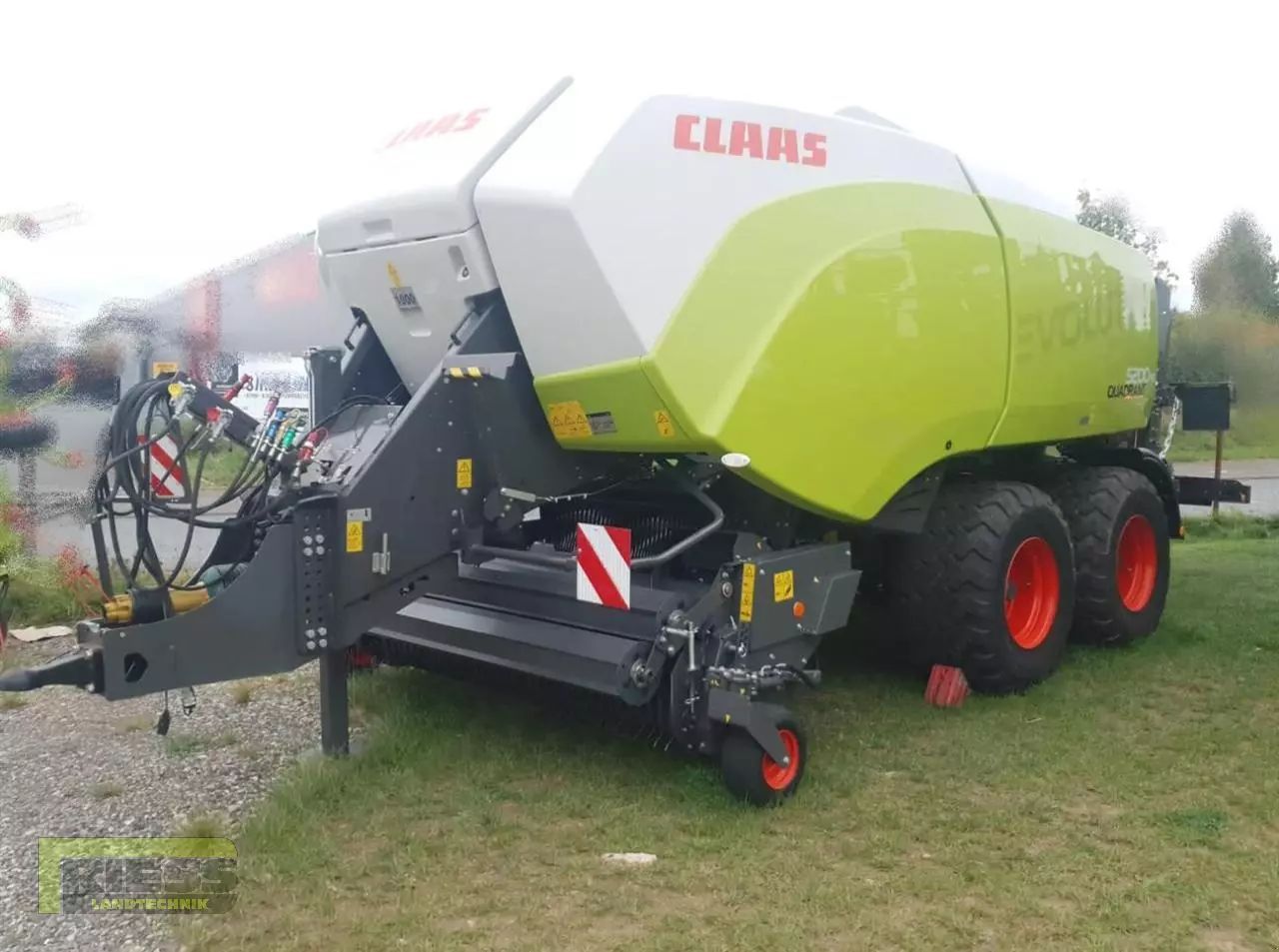 E-FARM: Claas Quadrant 5200 FC - Tracteur - id QNTBLDY - Allemagne