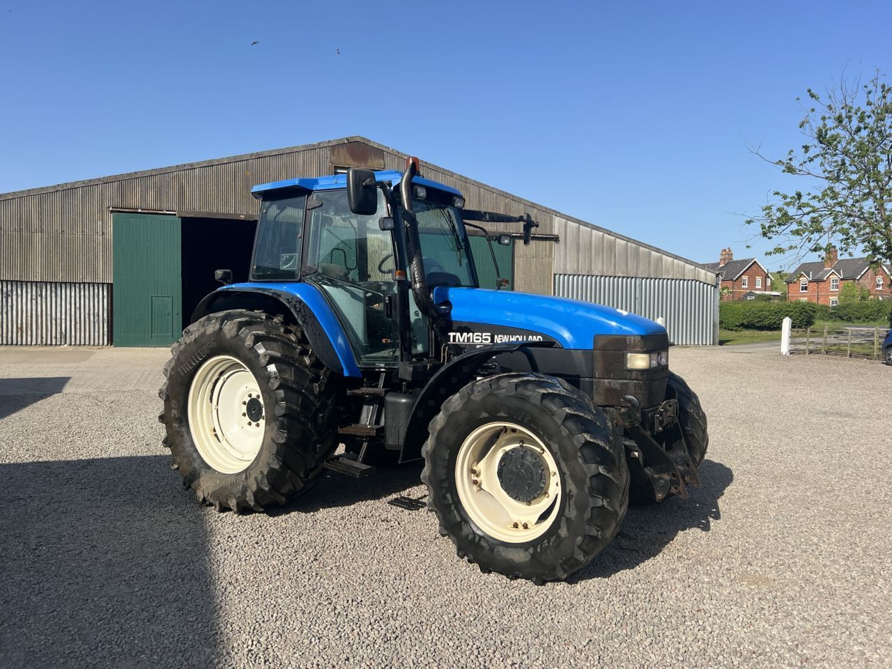 New Holland TM 165 Traktor 22 528 €