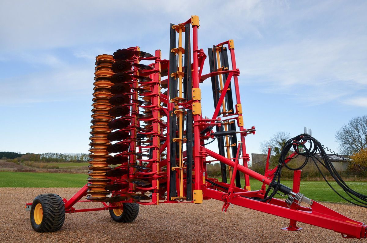E-FARM: väderstad carrier cr625 short discs 6.25m - Kultivátor - id NUMUBZG - 73 937 EUR - Gyártási év: 2023 - Egyesült Királyság