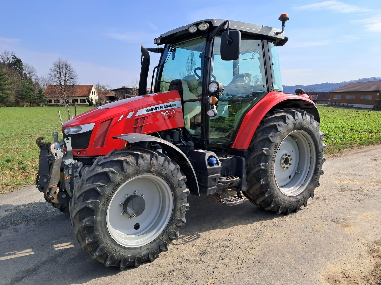 Massey Ferguson 5611 Dyna-4 Traktor 67 000 €