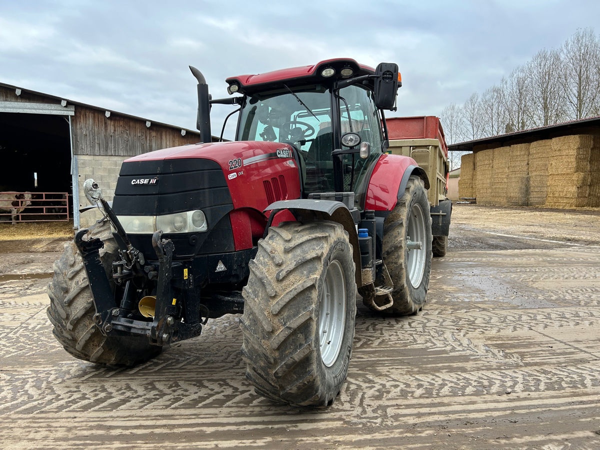 Case IH Puma 220 tractor €85,000