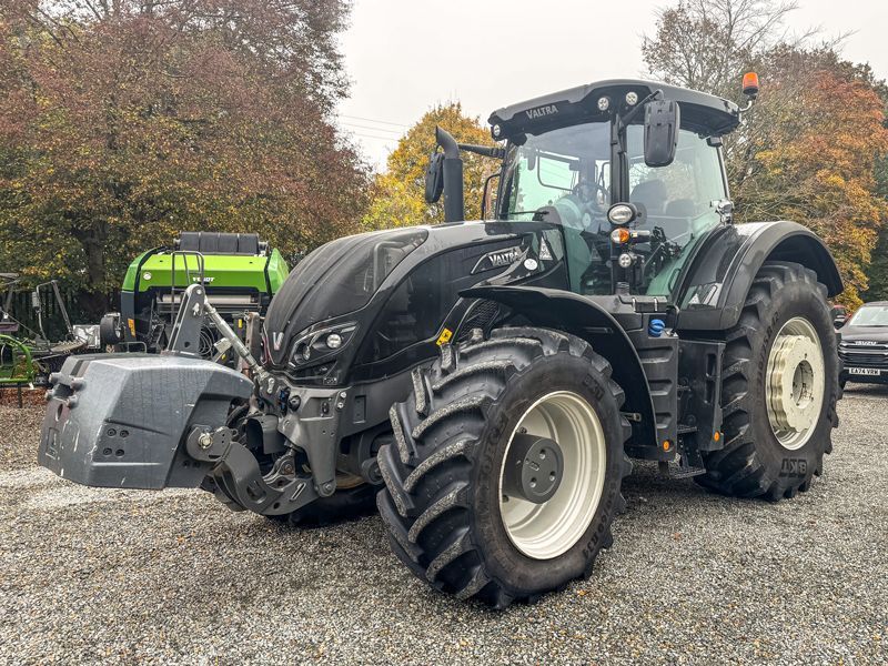 E-FARM: Valtra S394 - Tracteur - id SU6ULFY - 186 447 € - Année: 2022 - Lecture du nombre d'heure: 3 000,Royaume-Uni