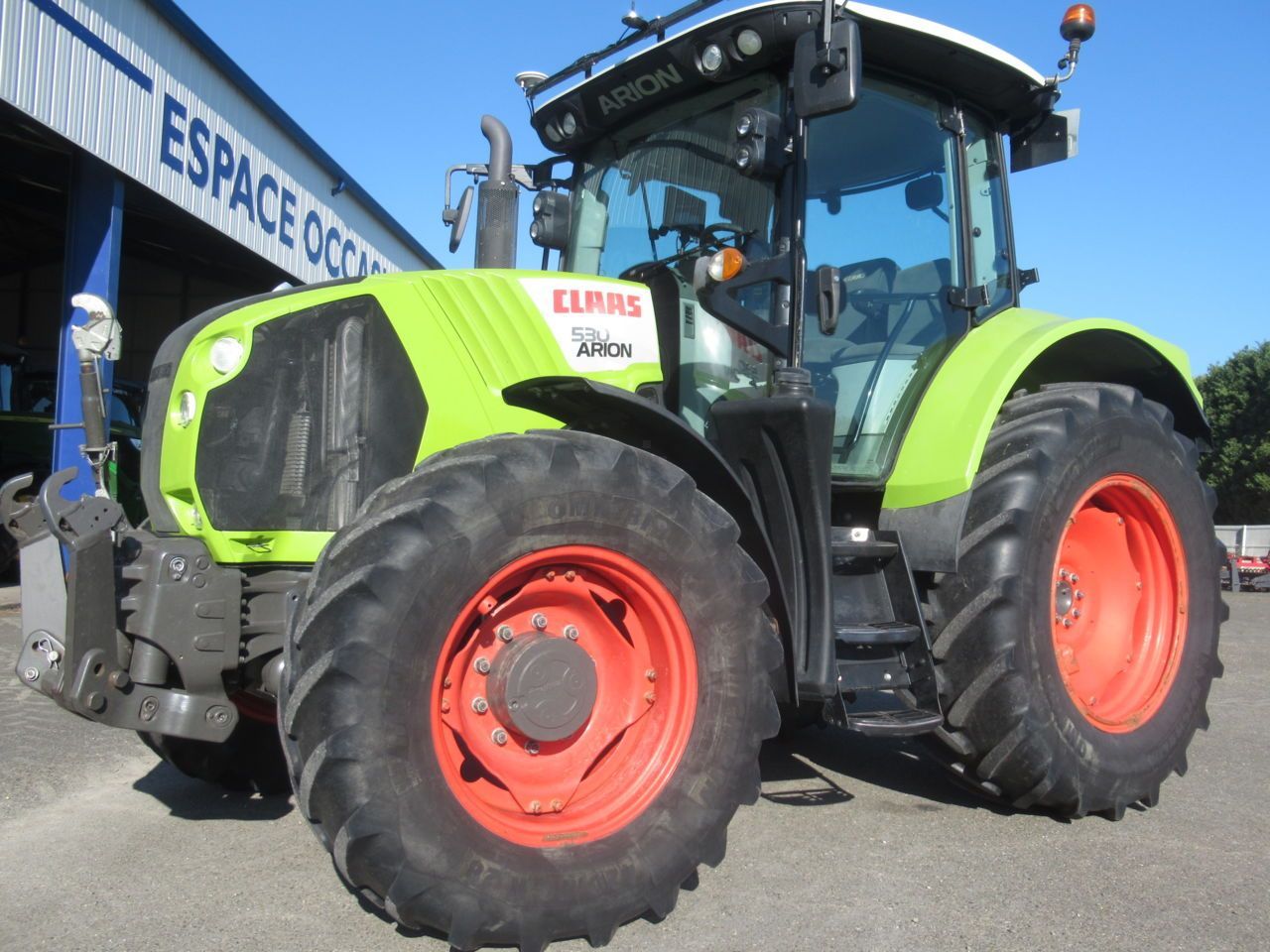 E-FARM: Claas Arion 530 CIS - Tractor - id KTGDAMP - €57,500 - Year of construction: 2016 - Engine hours: 3,472,Engine power (HP): 145,France