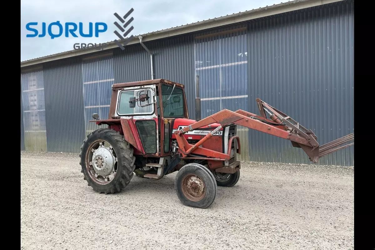 Massey Ferguson 590 Tractor