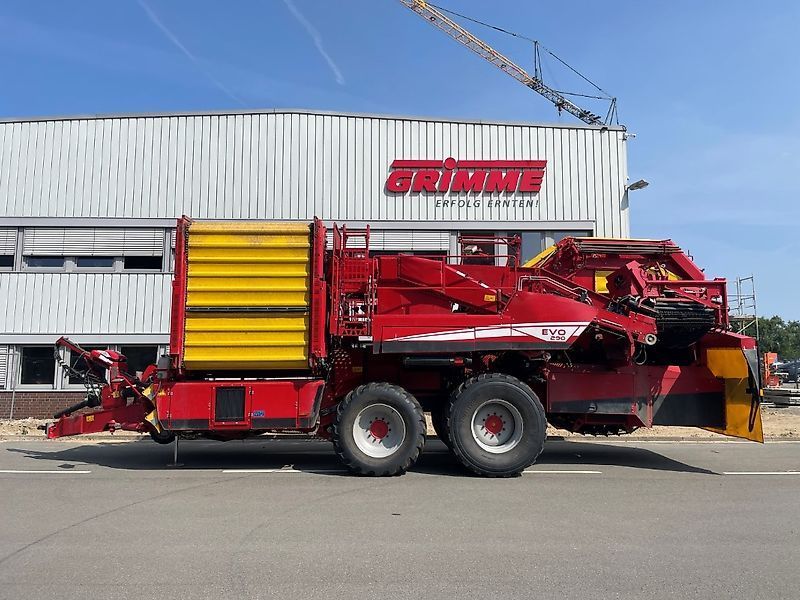 E-FARM: Grimme evo 290 airsep - Arracheuse de pomme de terre - id 32XNMTX - 208 000 € - Année: 2022 - Lecture du nombre d'heure: 912,Allemagne